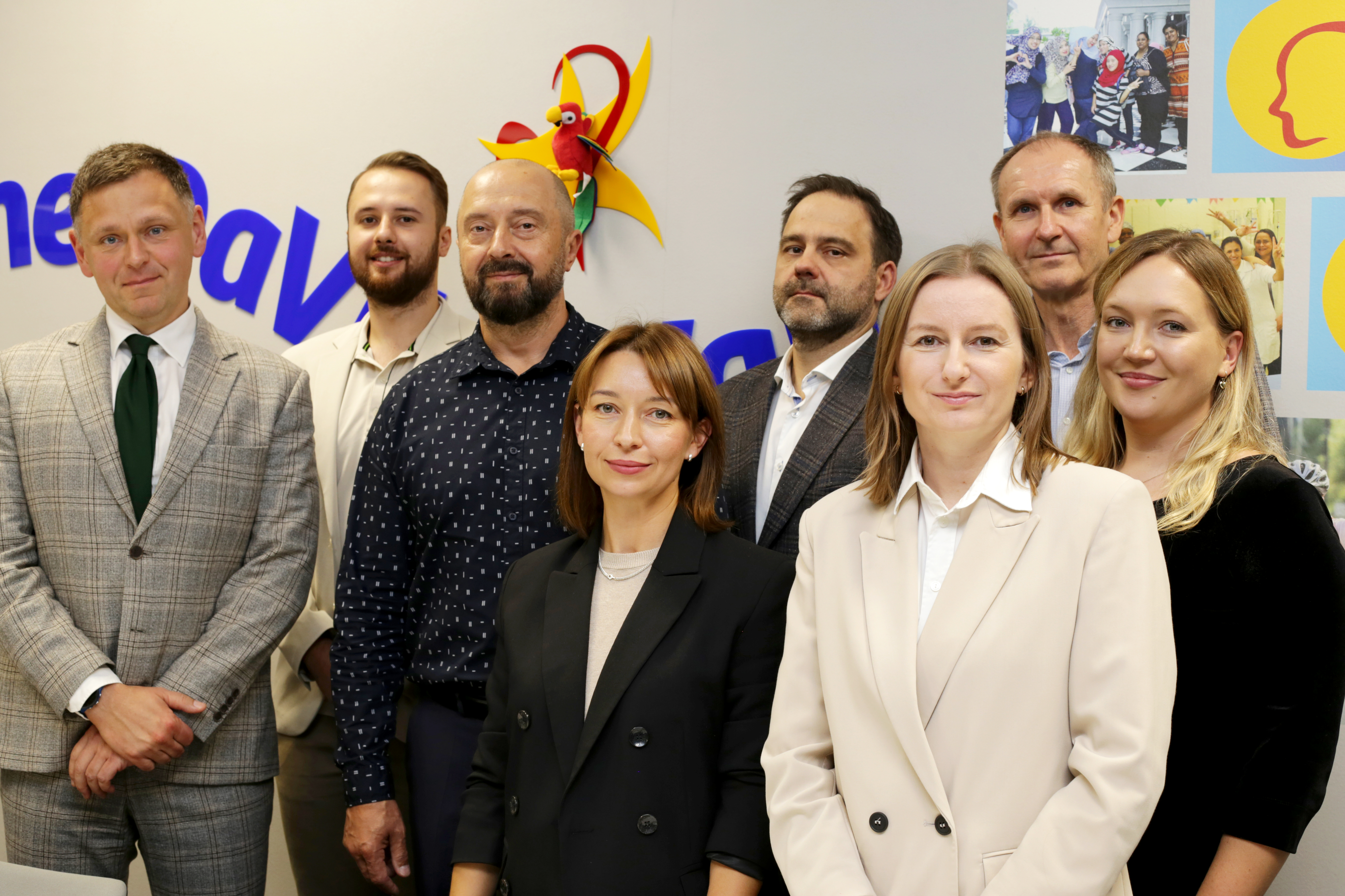 davita-podpisanie-umowy-02.jpg
